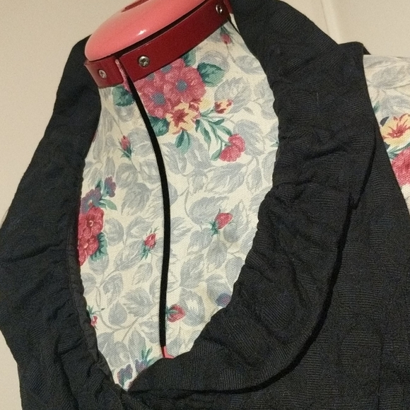 Black pencil dress - Picture 6 of 8